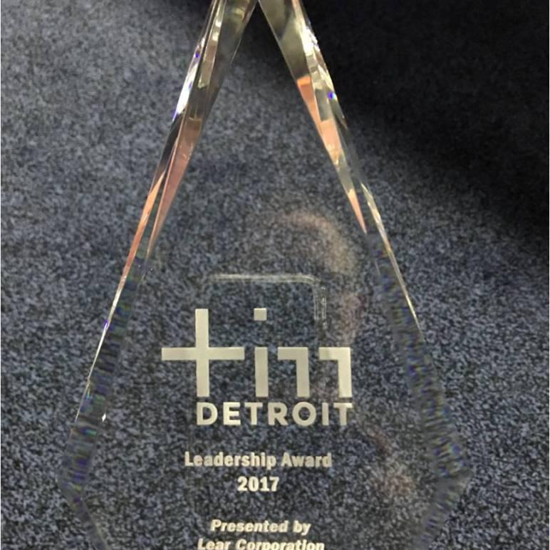 Crystal Detroit Leadership Award 2017 trophy